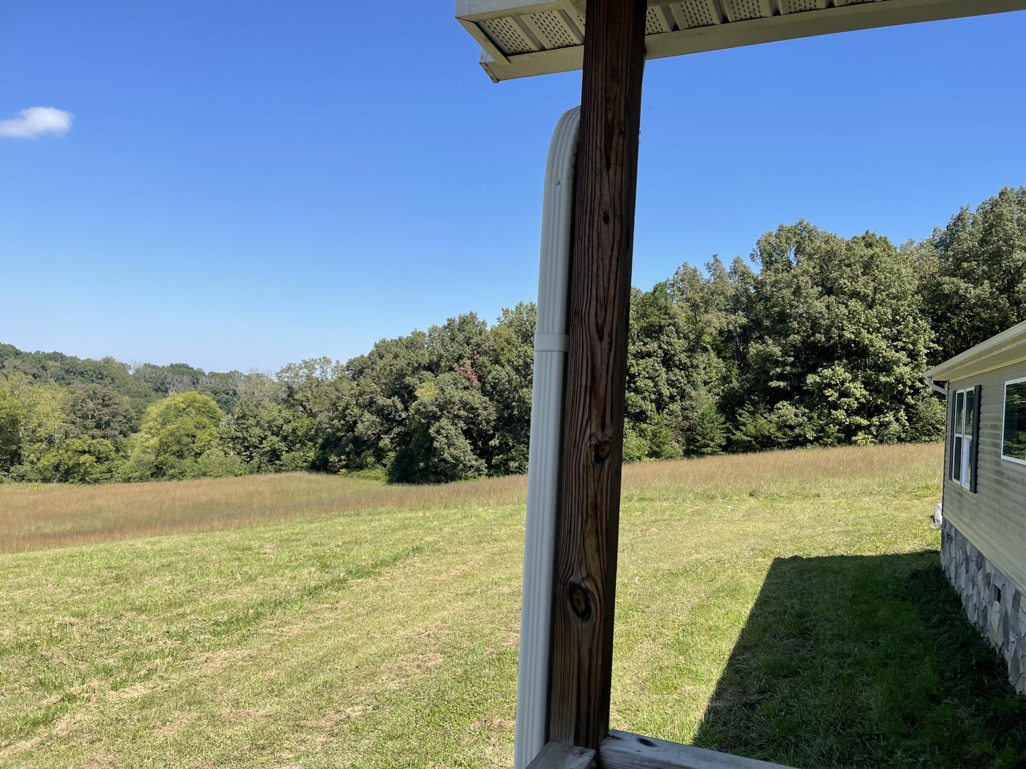 1865 O'Neil Road Newport, TN 37821 - Photo 7 of 19 a view of an outdoor space and a lake view