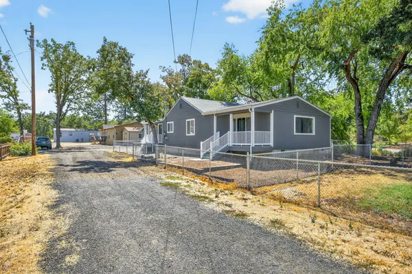 $739,000 | 225 Wilson Road, Central Point, OR 97502