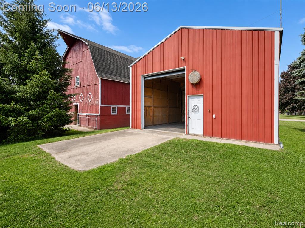 1310 Brauer Road Oxford, MI 48371 - Photo 47 of 73