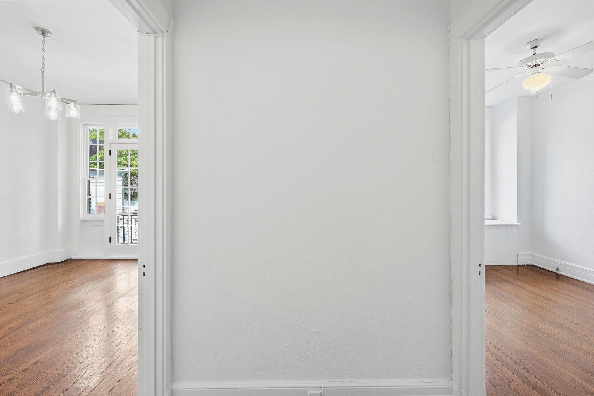 63 Rutledge Avenue, Unit 26 Charleston, SC 29401 - Photo 7 of 33 Foyer