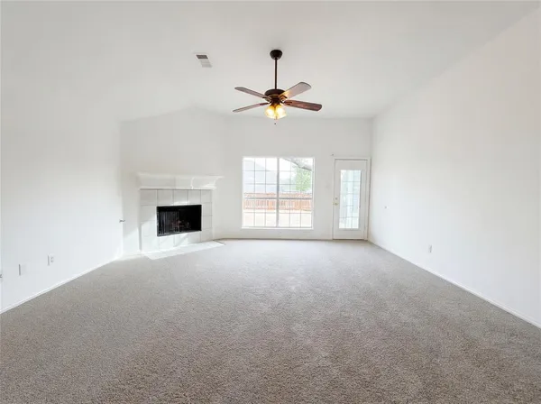 $350,000 | 7617 Nightfall Drive, Denton, TX 76210