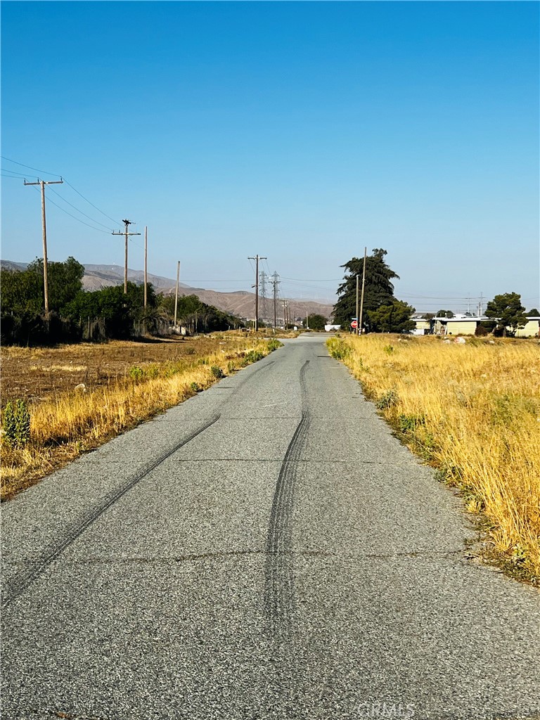 0 East Repplier Road Banning, CA 92220 - Photo 7 of 10 a view of a swimming pool and an ocean