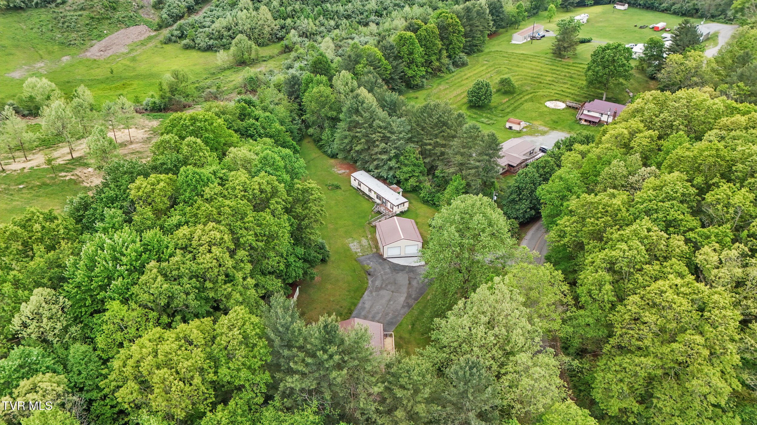 8020 Rock Switch Road Wise, VA 24293 - Photo 35 of 42 *