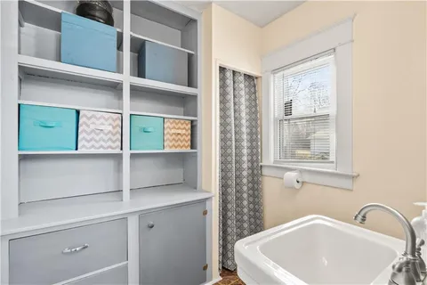 $160,000 | 424 North 16 Street, Kansas City, KS 66102