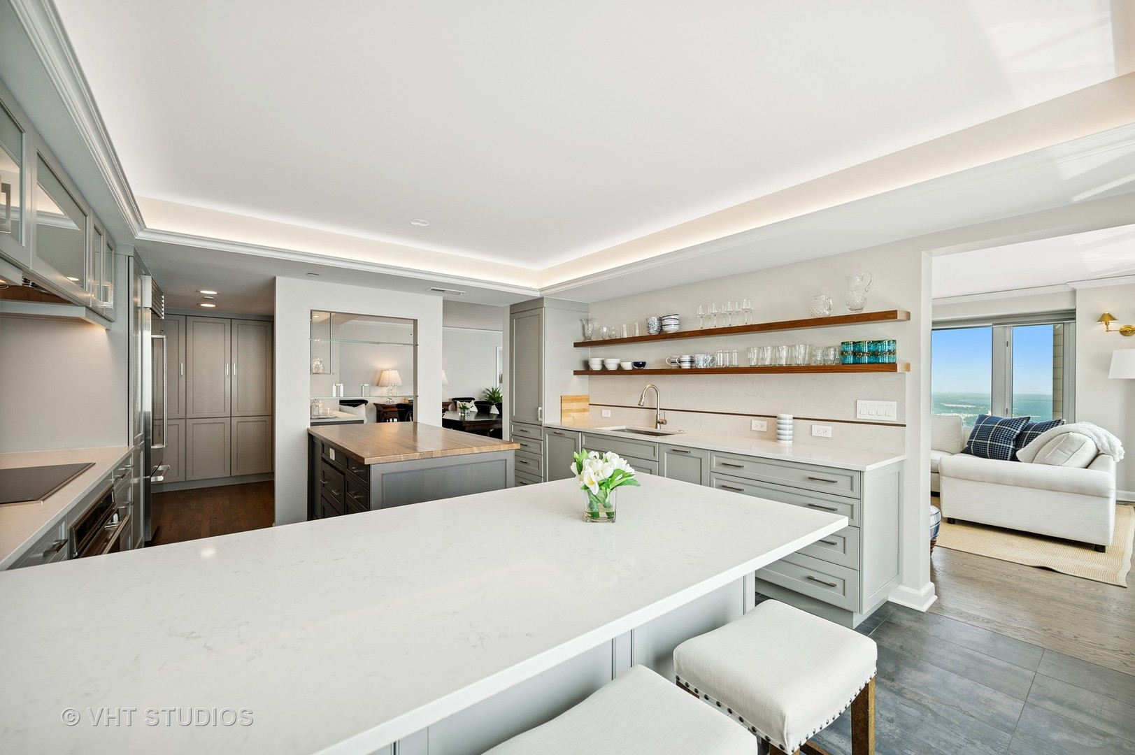 132 East Delaware Place, Unit 5106 Chicago, IL 60611 - Photo 20 of 42