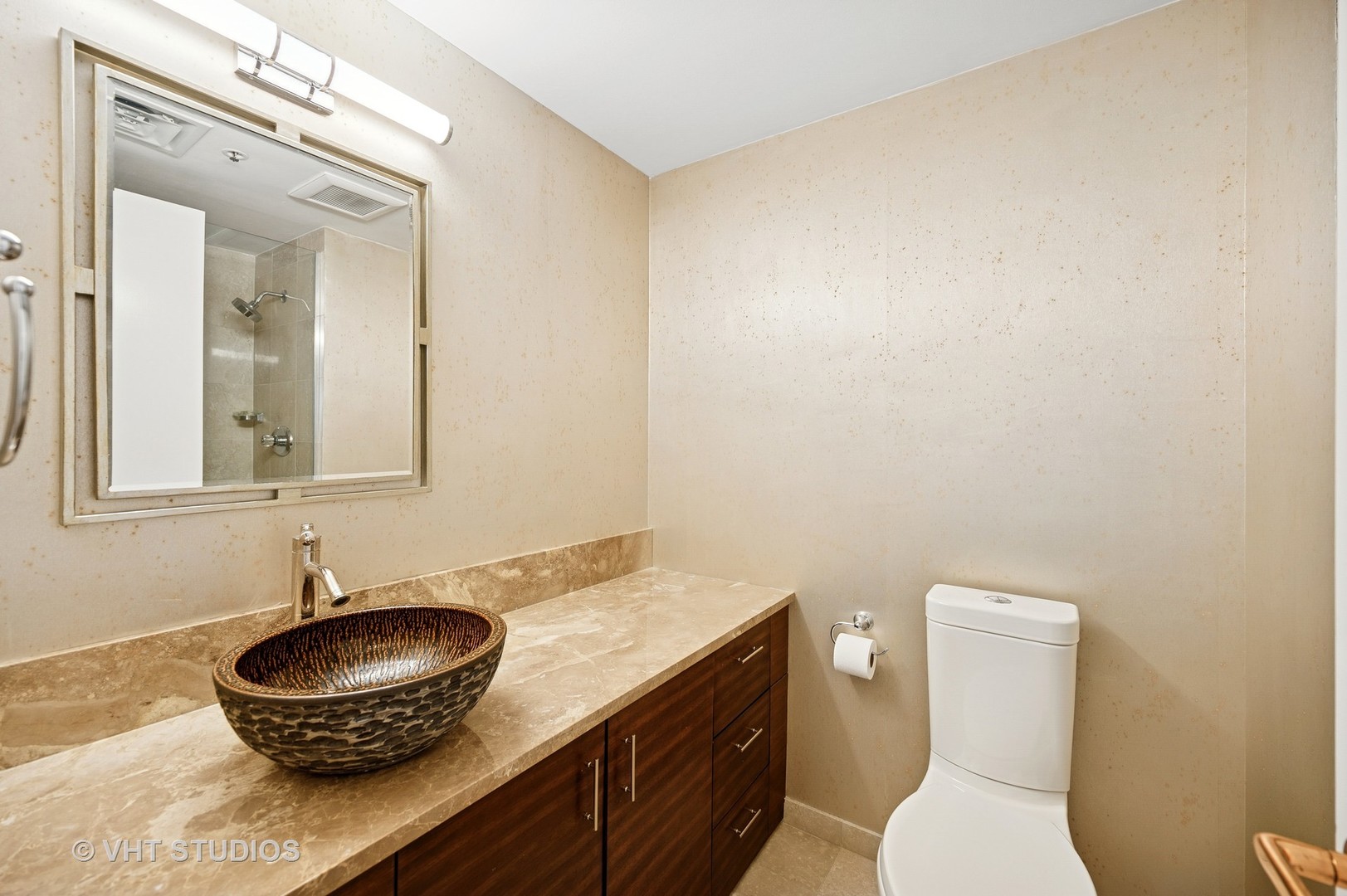 132 East Delaware Place, Unit 5106 Chicago, IL 60611 - Photo 30 of 42