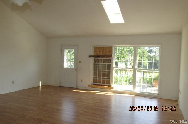 437 Captains Way Reedville, VA 22539 - Photo 3 of 14 Gallery Image 3