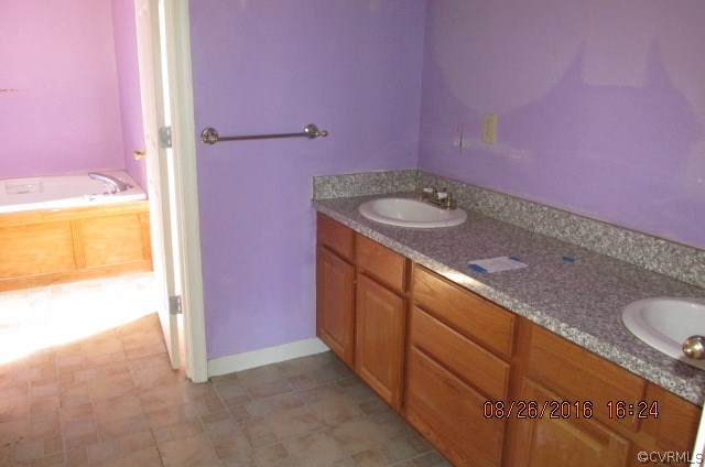 437 Captains Way Reedville, VA 22539 - Photo 8 of 14 Gallery Image 8