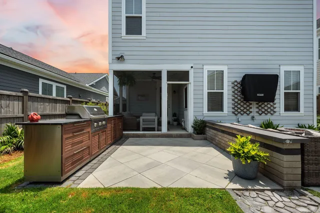 $644,850 | 203 Symphony Avenue, Summerville, SC 29486