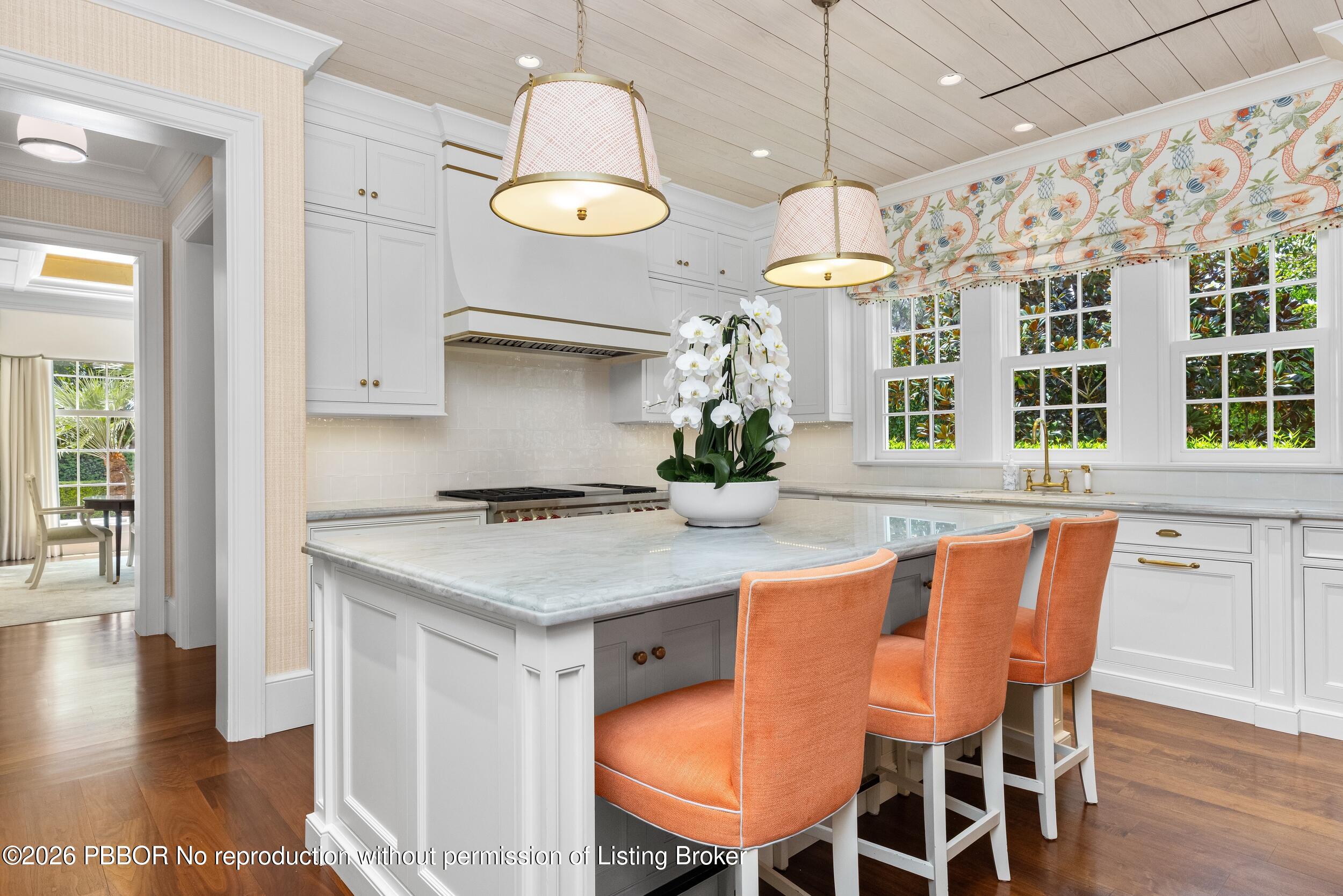 255 Wells Road Palm Beach, FL 33480 - Photo 9 of 48 Kitchen