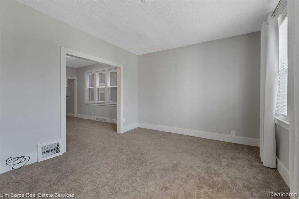 926-928 Nottingham Road Grosse Pointe Park, MI 48230 - Photo 14 of 51
