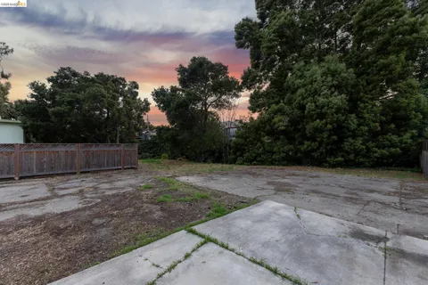 $1,099,000 | 3435 Dimond Avenue, Oakland, CA 94602