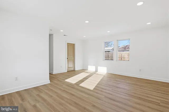 $3,250 | 68 Daffodil Lane, Levittown, PA 19055