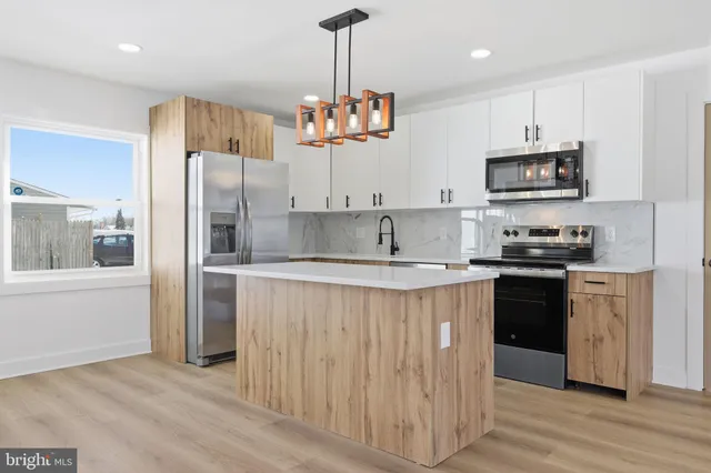 $3,250 | 68 Daffodil Lane, Levittown, PA 19055