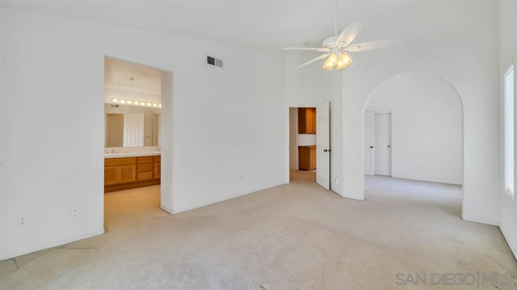 8576 Clifford Heights Road Santee, CA 92071 - Photo 11 of 25 Gallery Image 11