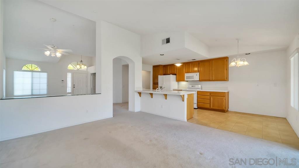 8576 Clifford Heights Road Santee, CA 92071 - Photo 4 of 25 Gallery Image 4