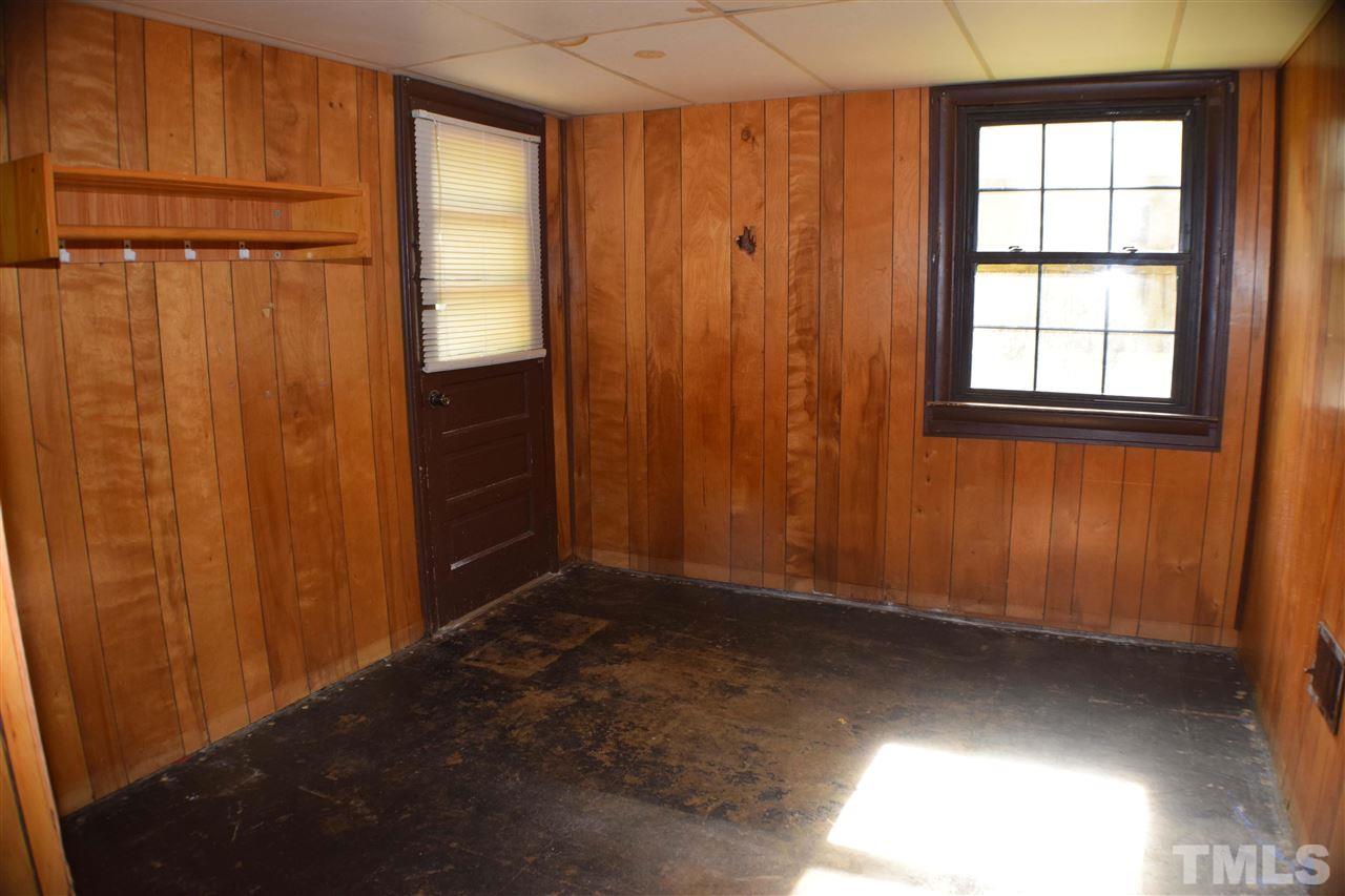 524 East Millbrook Road Raleigh, NC 27609 - Photo 8 of 14