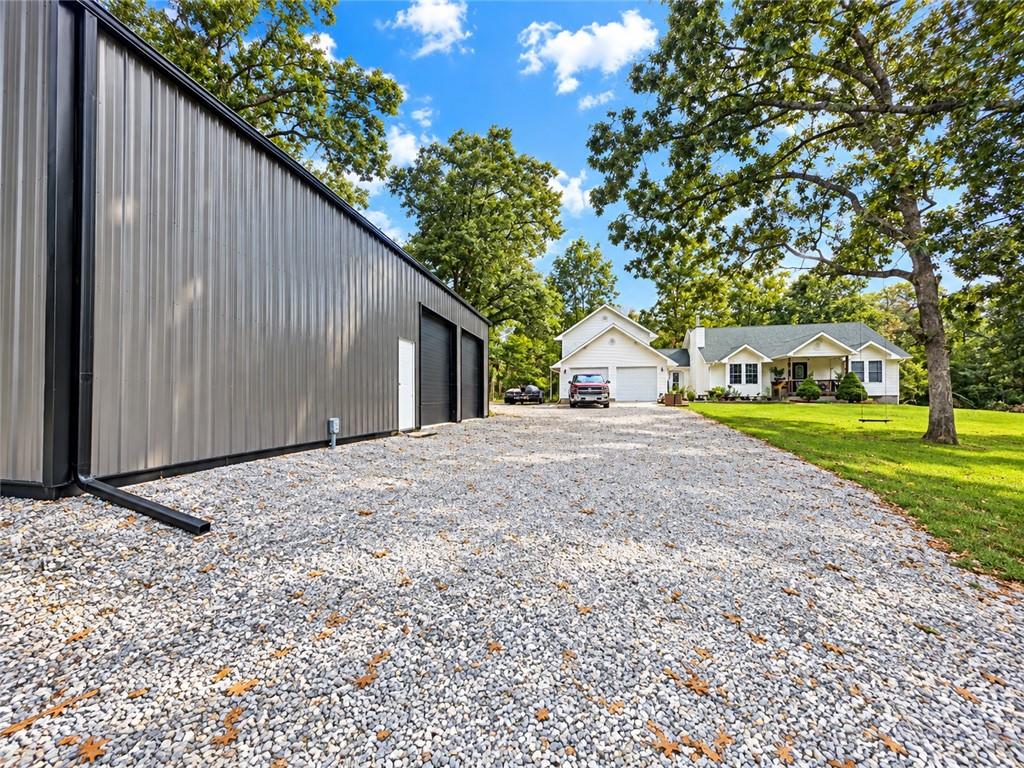 471 Southeast 971 Road Clinton, MO 64735 - Photo 8 of 31 Gallery Image 8