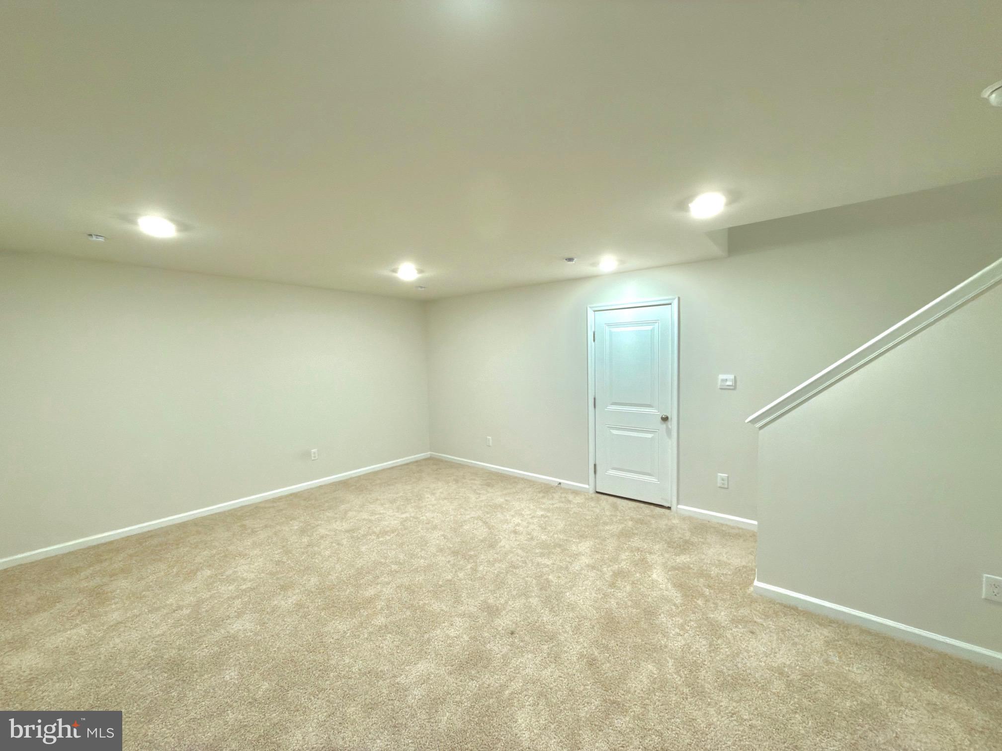 20 Stanton Rd Mount Mount Holly, NJ 08060 - Photo 5 of 25 a view of empty room