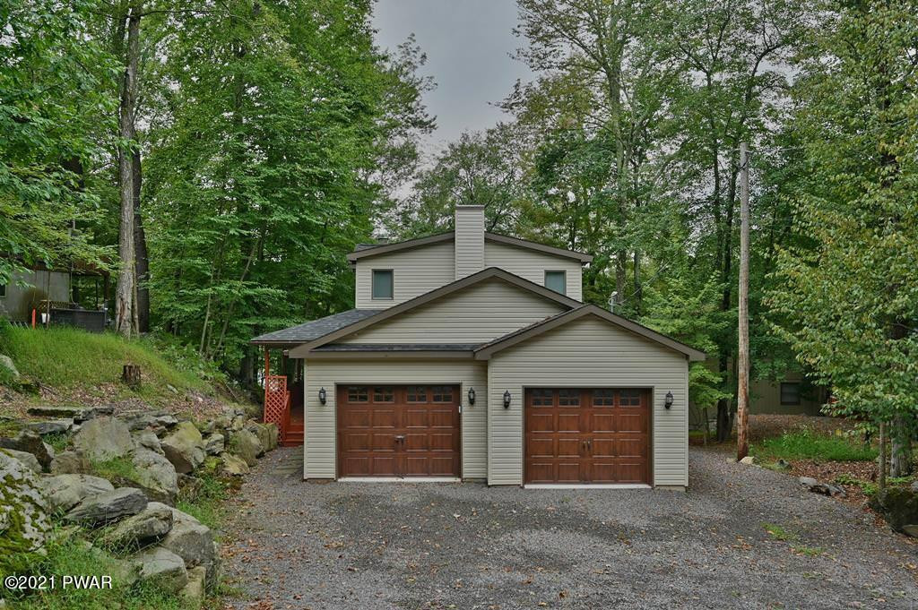 27 Roamingwood Road Lake Ariel, PA 18436 - Photo 4 of 105