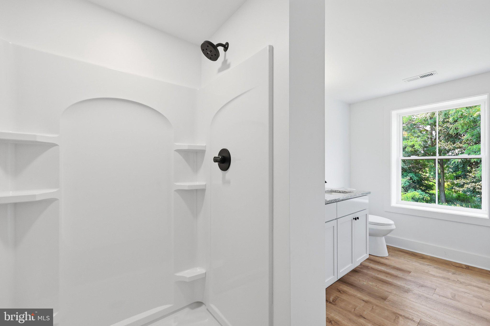 11523 Handboard Road Union Bridge, MD 21791 - Photo 23 of 48 Primary Bathroom