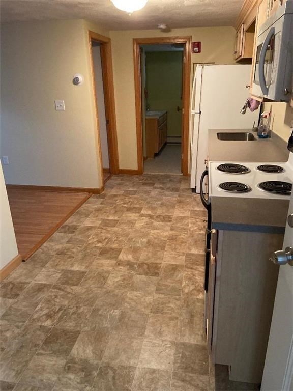 381 Old River Road, Unit 1 Lincoln, RI 02838 - Photo 7 of 8 Gallery Image 7