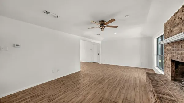 $310,000 | 121 Meadow Lane, Aledo, TX 76008