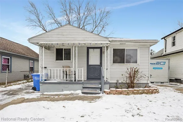 $1,500 | 11076 Essex Avenue, Warren, MI 48089