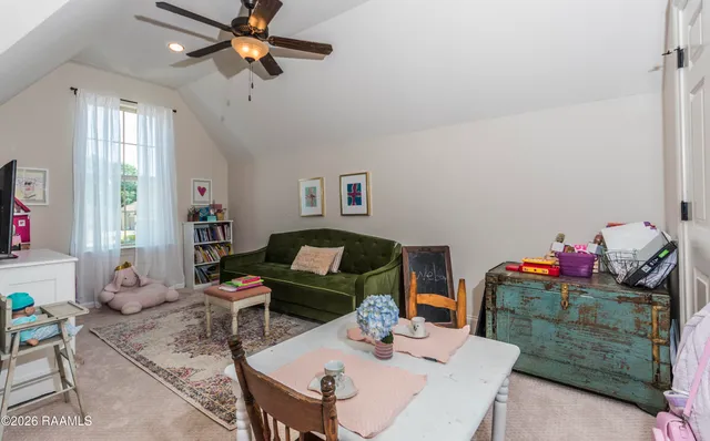 $2,700 | 301 Summerland Key Lane, Lafayette, LA 70508