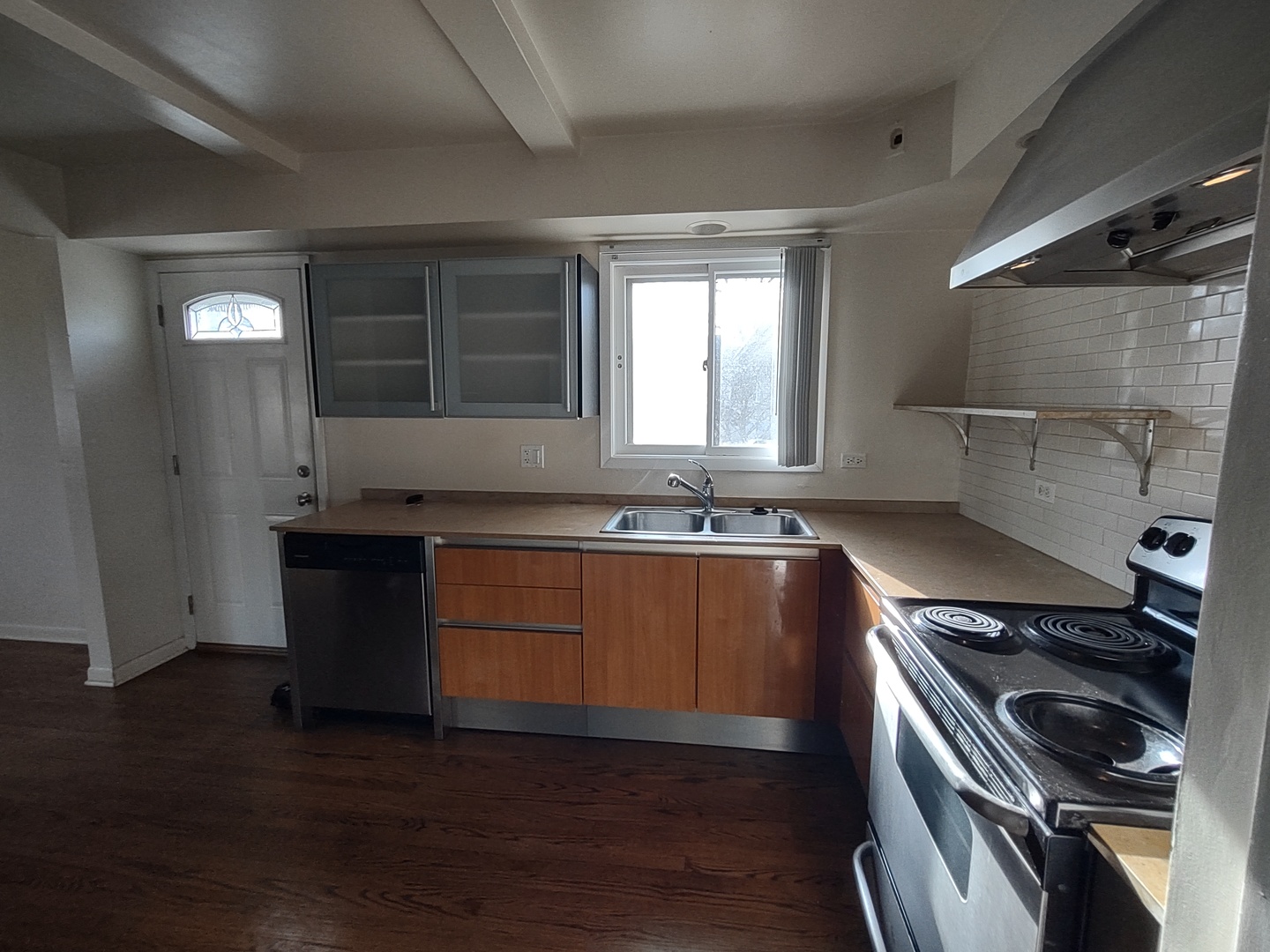 132 Glenview Road Glenview, IL 60025 - Photo 15 of 26