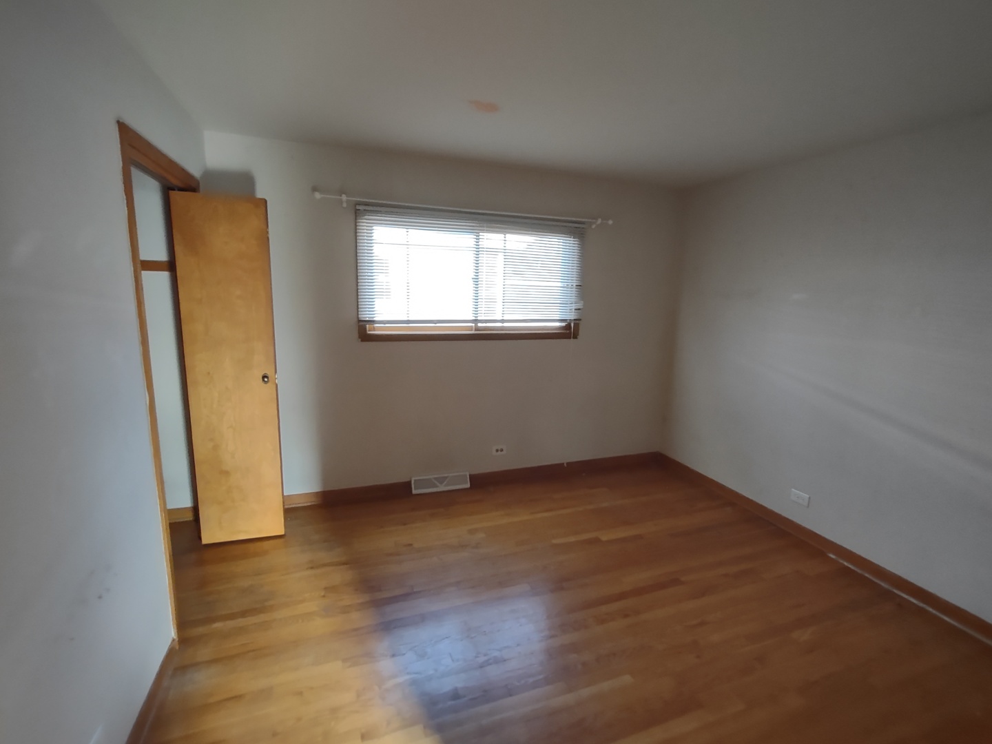 132 Glenview Road Glenview, IL 60025 - Photo 20 of 26