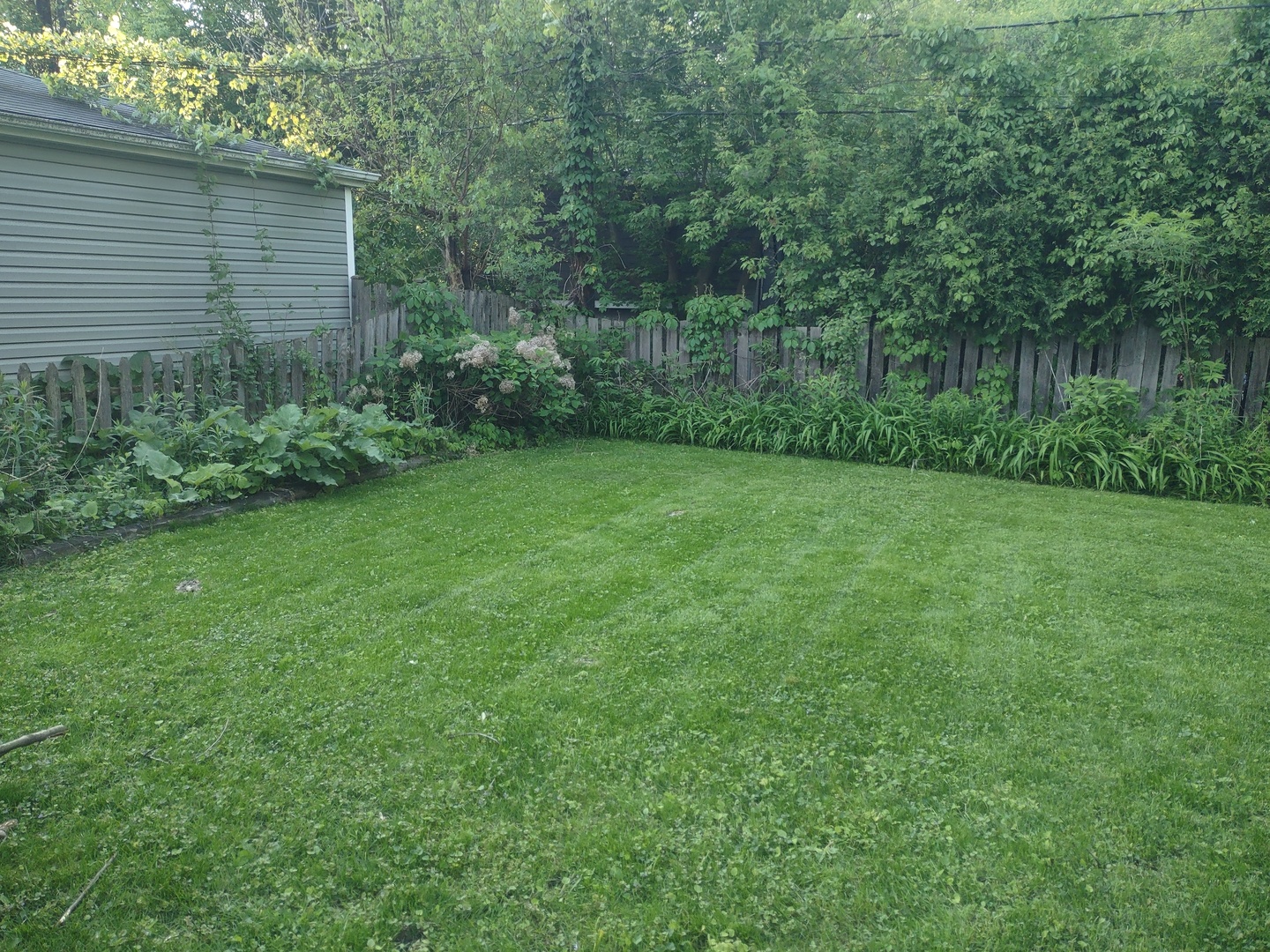 132 Glenview Road Glenview, IL 60025 - Photo 8 of 26