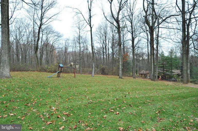 3713 Buffalo Road New Windsor, MD 21776 - Photo 20 of 20 Back yard