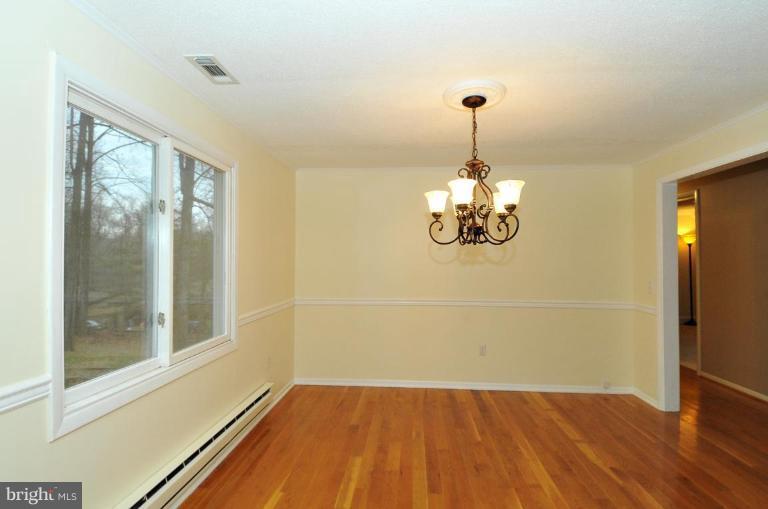 3713 Buffalo Road New Windsor, MD 21776 - Photo 5 of 20 Dining Area