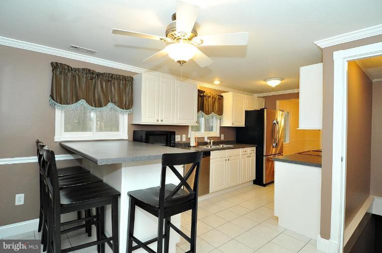 3713 Buffalo Road New Windsor, MD 21776 - Photo 7 of 20 Kitchen