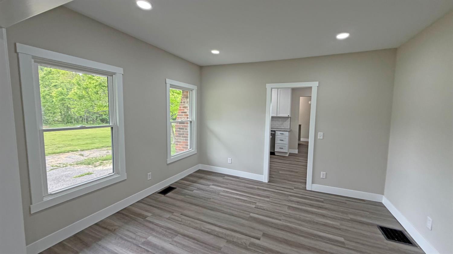 19021 North Hogan Road Aurora, IN 47001 - Photo 21 of 50