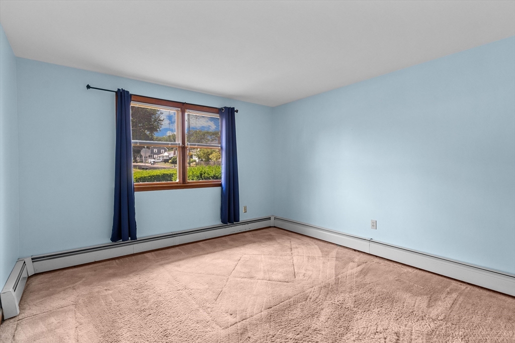 9 Bowen Road Peabody, MA 01960 - Photo 16 of 39 Gallery Image 16