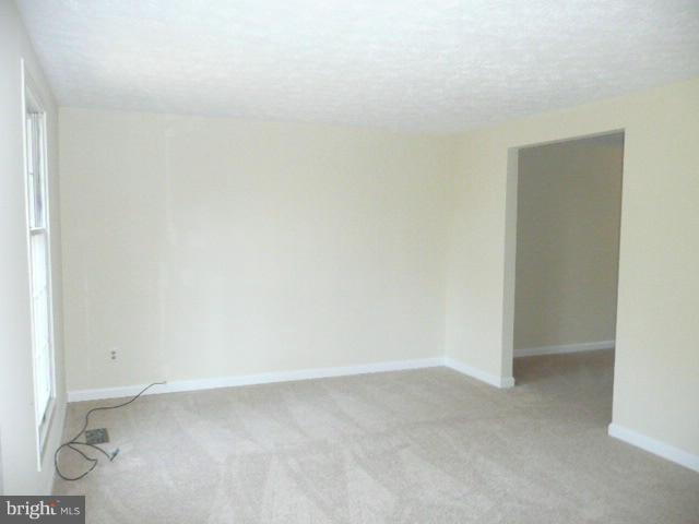 116 Boxthorn Road Abingdon, MD 21009 - Photo 2 of 18 Living Room