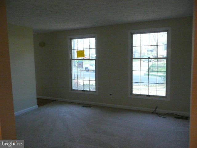 116 Boxthorn Road Abingdon, MD 21009 - Photo 3 of 18 Living Room