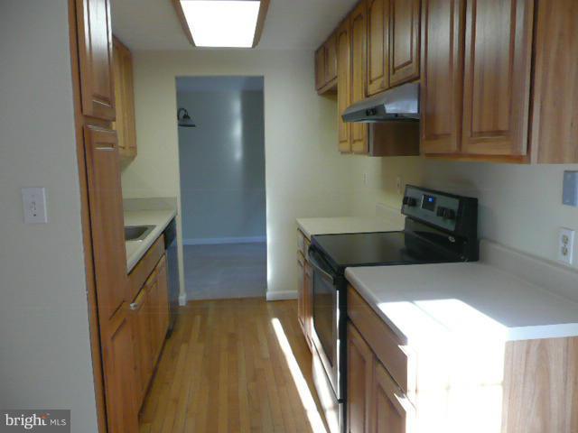 116 Boxthorn Road Abingdon, MD 21009 - Photo 5 of 18 Kitchen