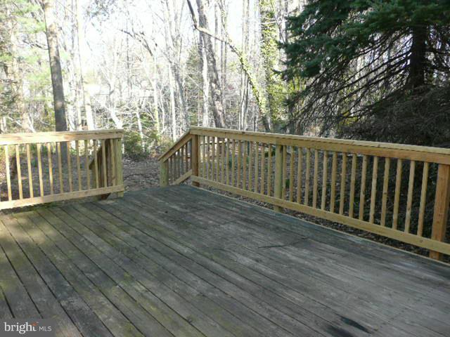 116 Boxthorn Road Abingdon, MD 21009 - Photo 10 of 18 Deck