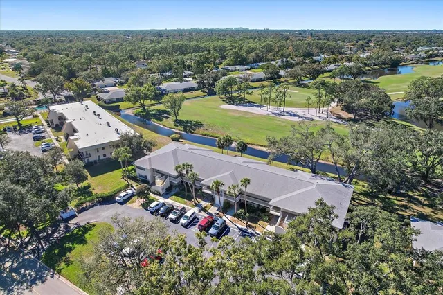 $250,000 | 7860 Palm Aire Lane, Unit 104, Sarasota, FL 34243