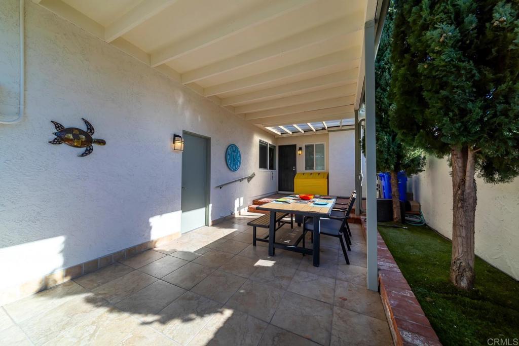 3743 Hickory Way Oceanside, CA 92057 - Photo 7 of 53