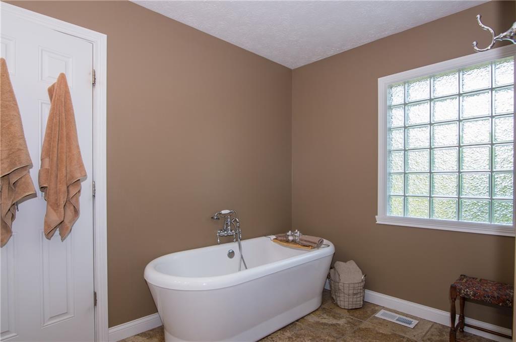 1735 Stafford Road Plainfield, IN 46168 - Photo 16 of 33 Gallery Image 16