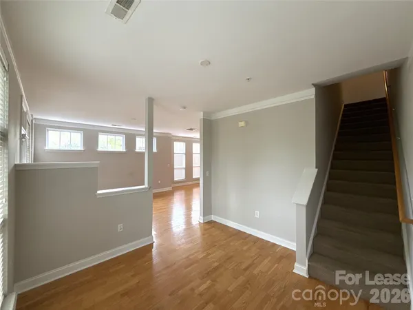 $2,395 | 534 Oakland Avenue, Charlotte, NC 28204