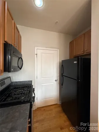 $2,395 | 534 Oakland Avenue, Charlotte, NC 28204