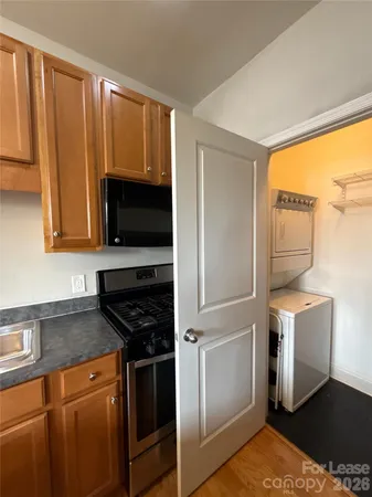 $2,395 | 534 Oakland Avenue, Charlotte, NC 28204