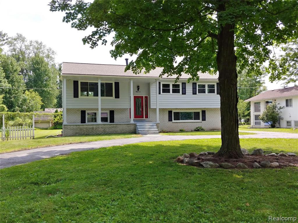 9211 Rucker Road Grosse Ile, MI 48138 - Photo 1 of 34