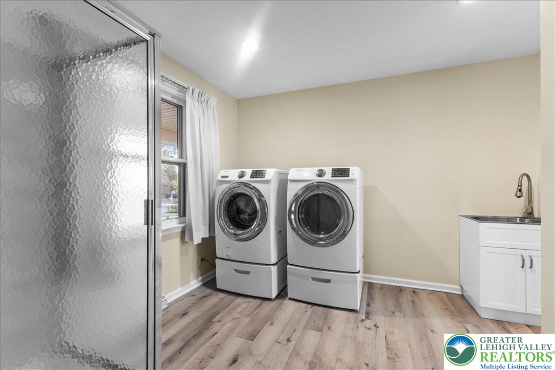 1331 Armstrong Road Bethlehem, PA 18017 - Photo 10 of 28 a utility room with dryer and washer