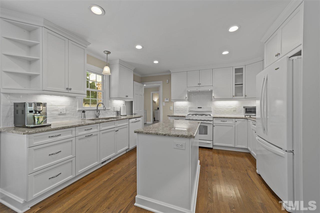 7808 Harps Mill Road Raleigh, NC 27615 - Photo 8 of 30